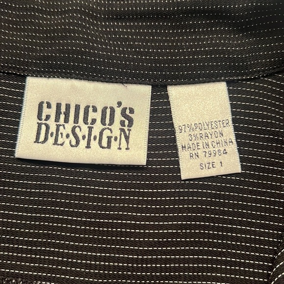 #27- Chicos Design Black Stripes Long Sleeve Button Down Top Blouse Size 1 - Picture 8 of 11